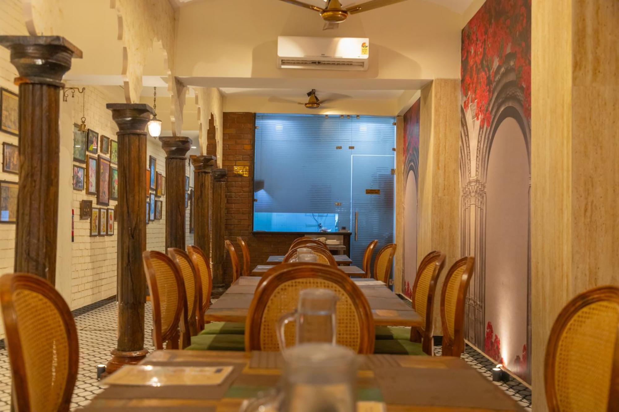 Hotel Sethi Legacy Haridwār Esterno foto