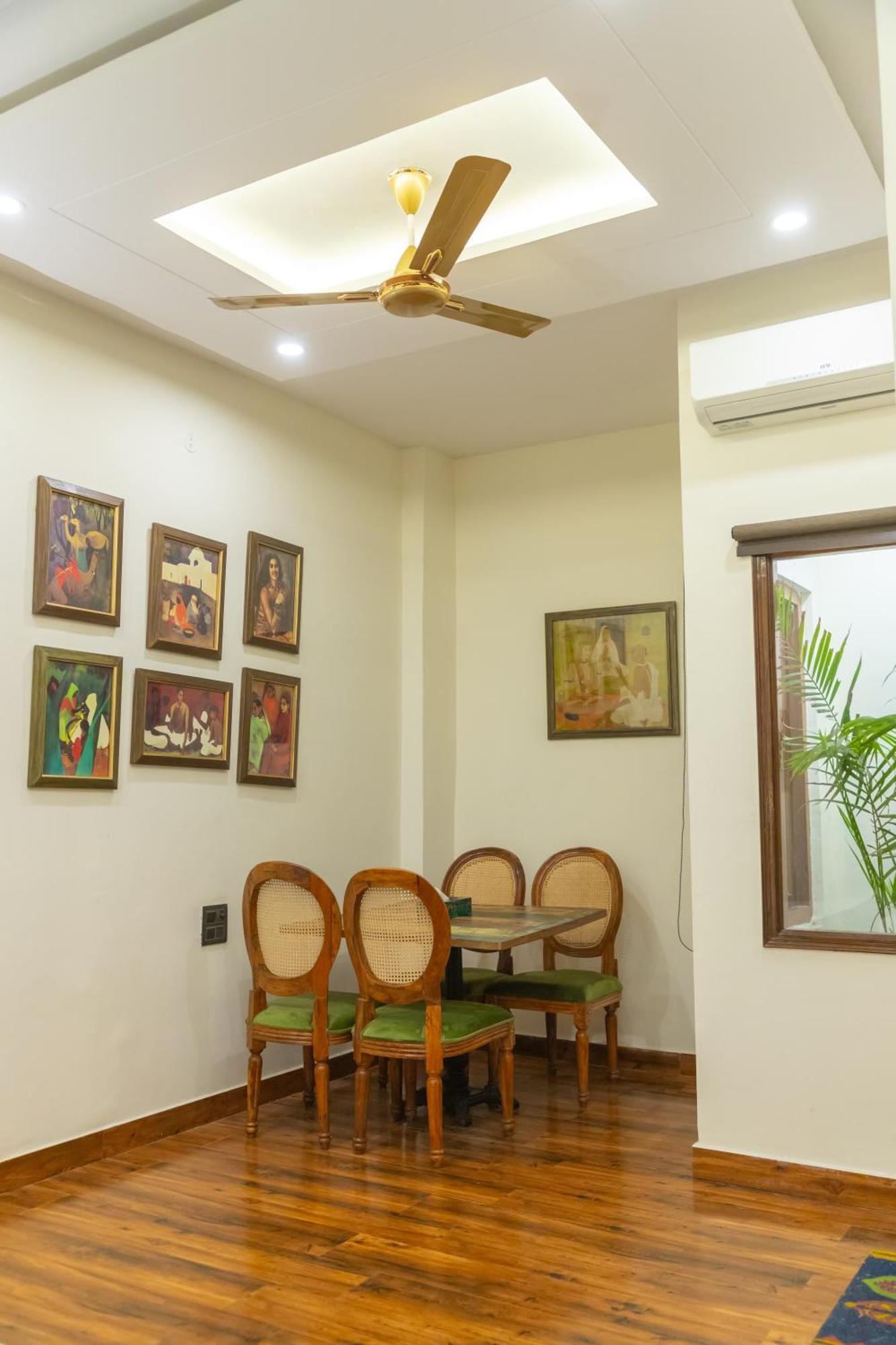 Hotel Sethi Legacy Haridwār Esterno foto